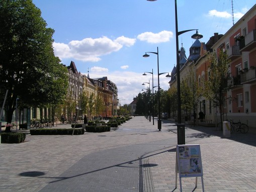   - Belvárosi Apartman Hódmezővásárhely